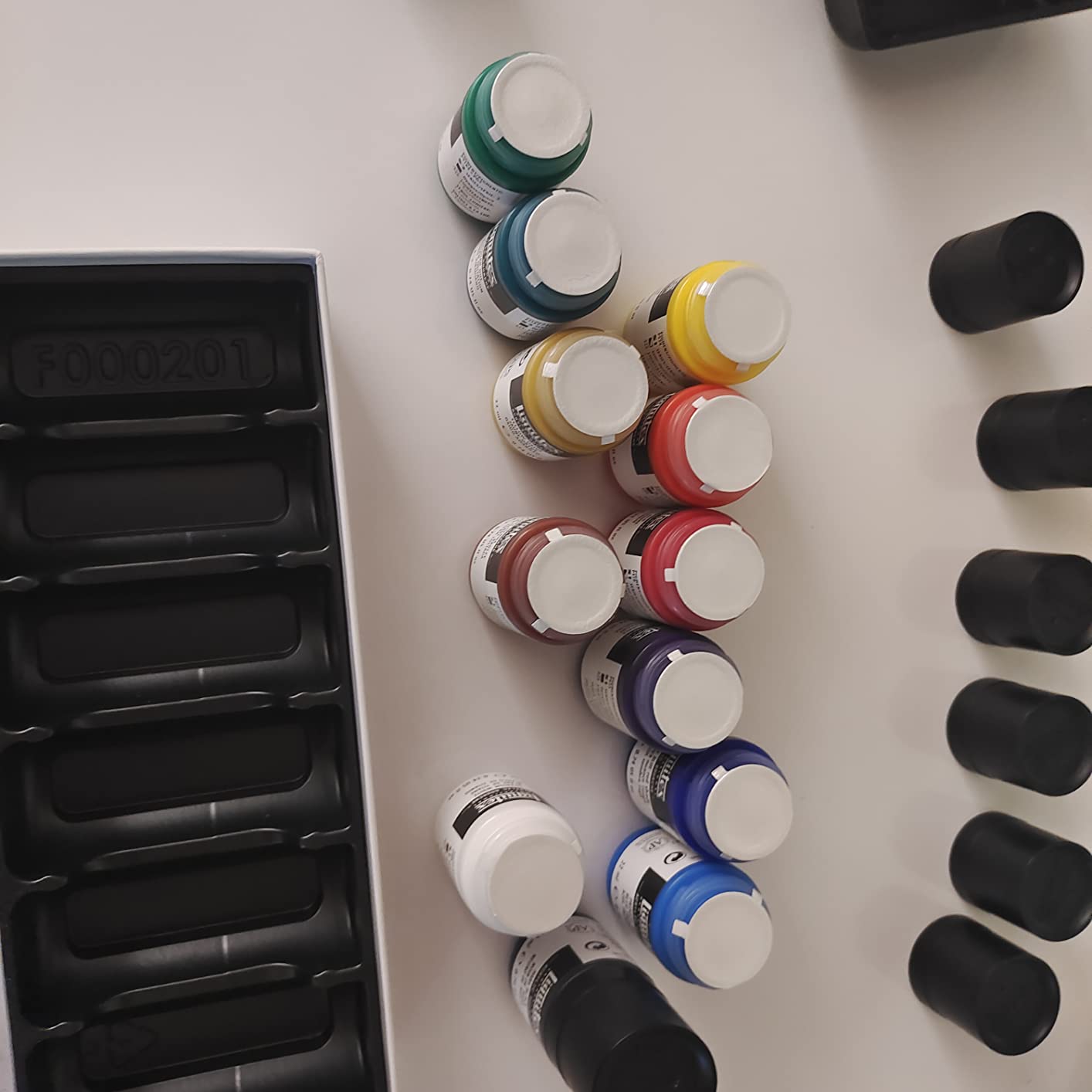 Liquitex Acrylic Gouache Paint Set, 12 x 22ml (0.74-oz), Essentials customer photo 2