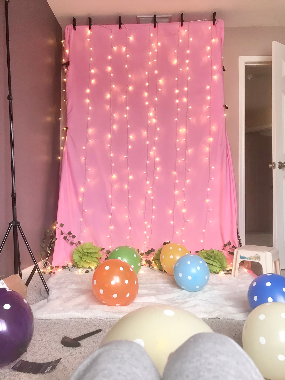 FUDESY Photo Video Studio 10 x 10Ft Heavy Duty Adjustable Backdrop Stand,Background Support System for Photography with Carry Bag, 6 Pcs Clip Clamps customer photo 1