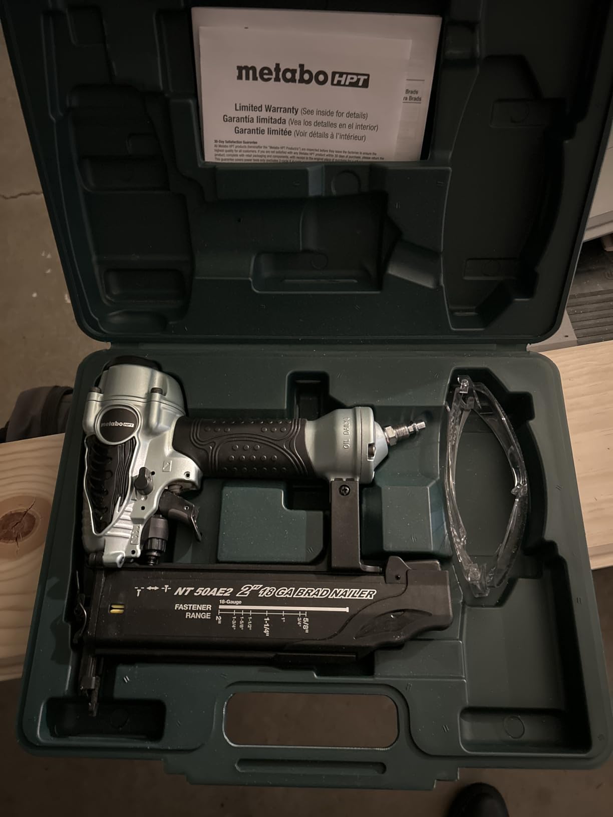 Metabo HPT Brad Nailer, Pneumatic 18 Gauge Adjustable Depth, NT50AE2 | Fires 5/8 in to 2 in Nails, Finish Trim Work, Furniture Building, Lightweight Design, Precision Fastening customer photo 1