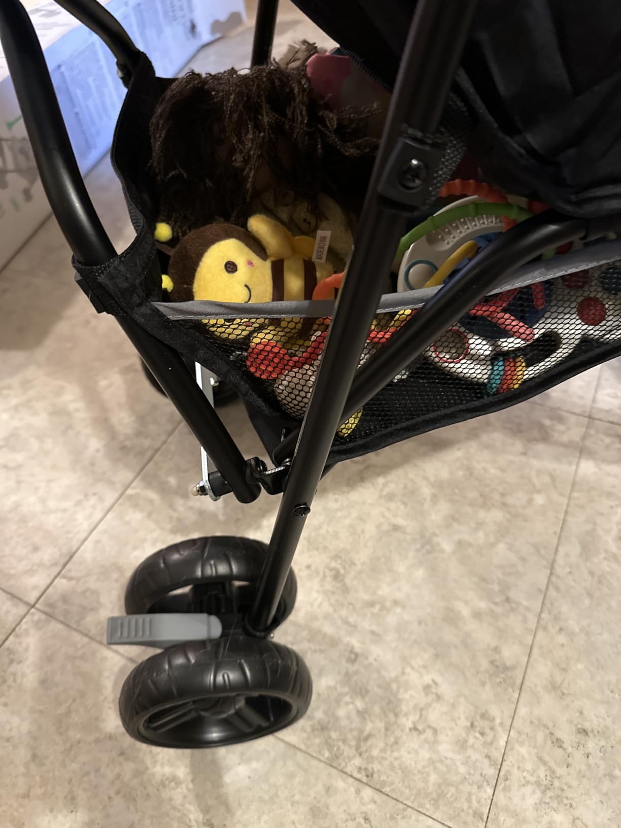 Ingenuity 3D Mini Convenience Stroller – Lightweight Stroller with Compact Fold, Multi-Position Recline, Canopy with Pop Out Sun Visor and More – Umbrella Stroller for Travel and More, Gray customer photo 2