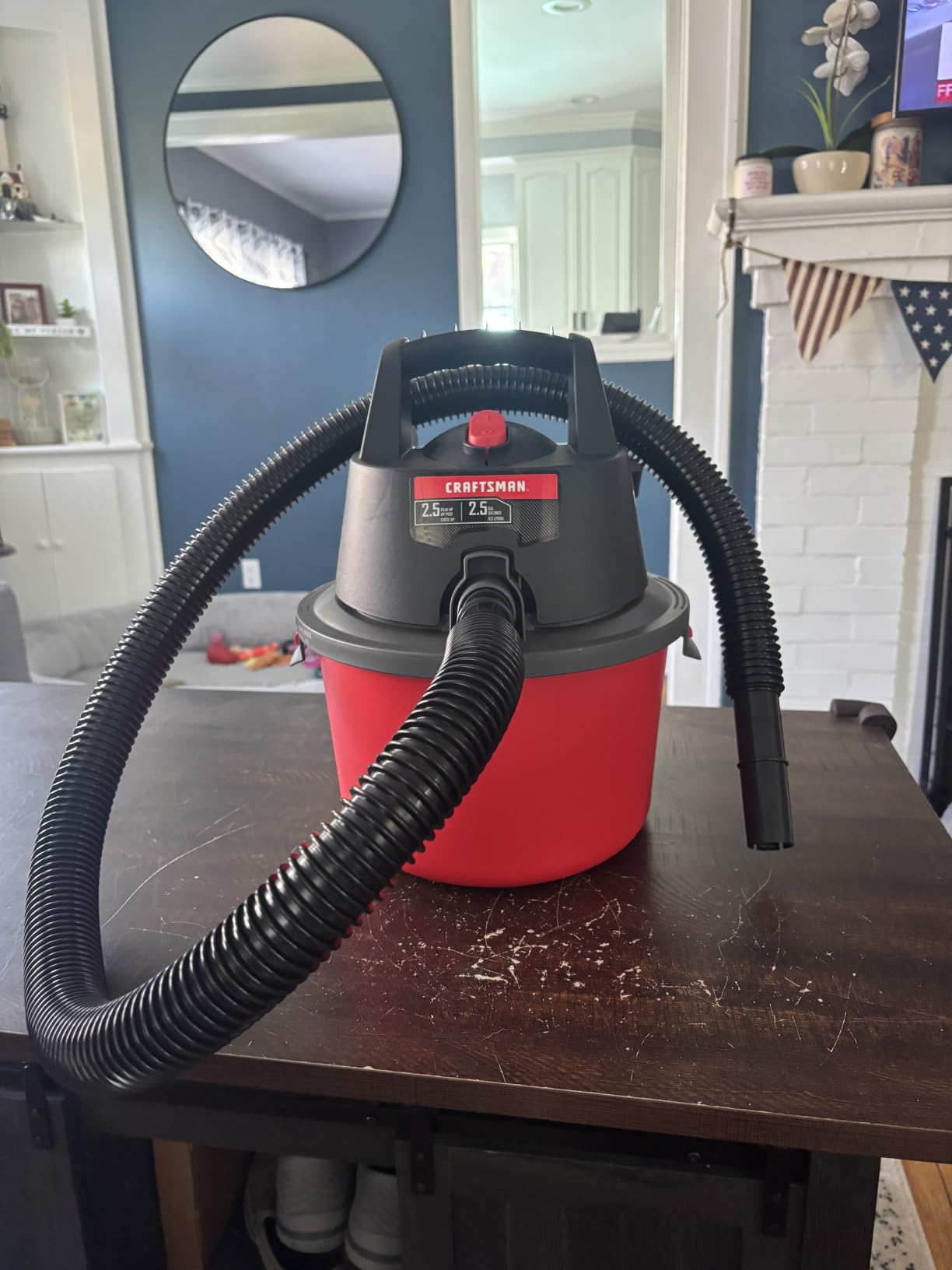 CRAFTSMAN CMXEVBE17250 2.5 Gallon 2.5 Peak HP Wet Dry Shop Vacuum | Portable Wet and Dry Vac with Filter Bag, Hose and Attachments for Cleaning in the Home customer photo 2
