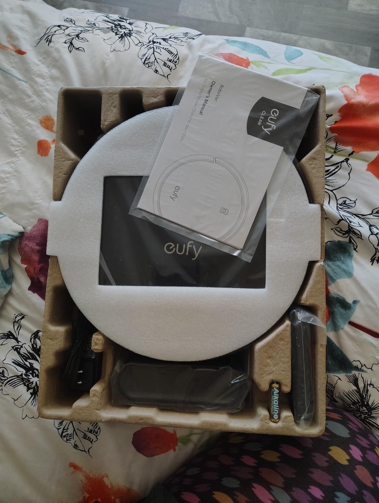eufy 11S MAX Robot Vacuum Cleaner, Super Thin, Quiet customer photo 2
