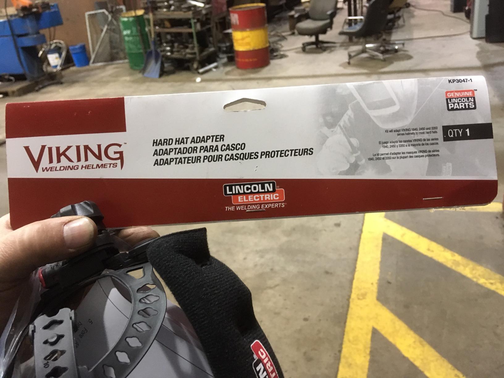 Lincoln Electric K3034-4 VIKING 3350 Auto Darkening Welding Helmet with 4C Lens Technology, Matte Black, extra large customer photo 2