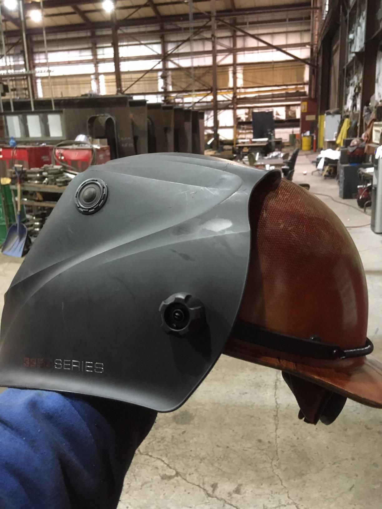 Lincoln Electric VIKING 3350 Mojo Welding Helmet, Large customer photo 1