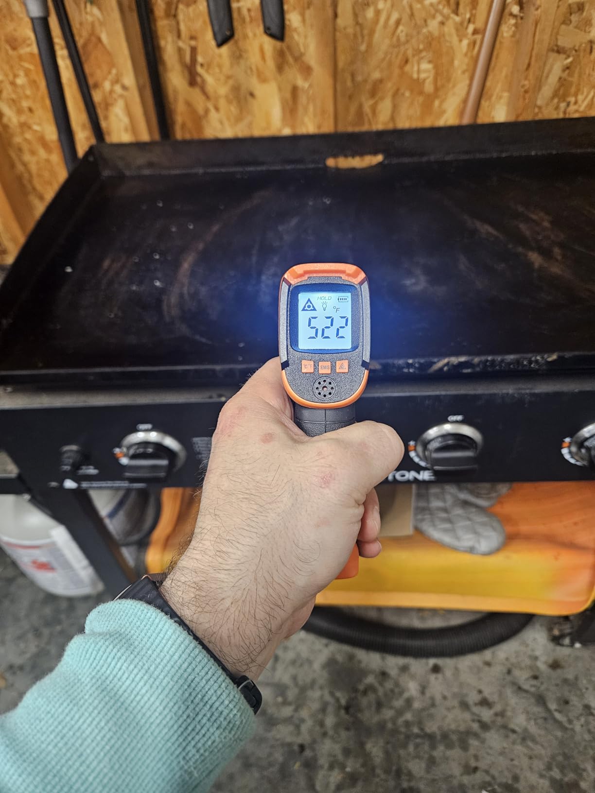 Kizen Infrared Temperature Gun - Handheld Surface Infrared Thermometer for Griddle, Grill, Pizza Oven, Candy, & A/C - Laser Thermometer Gun -58F to 1112F - Surface Temp Gun customer photo 2