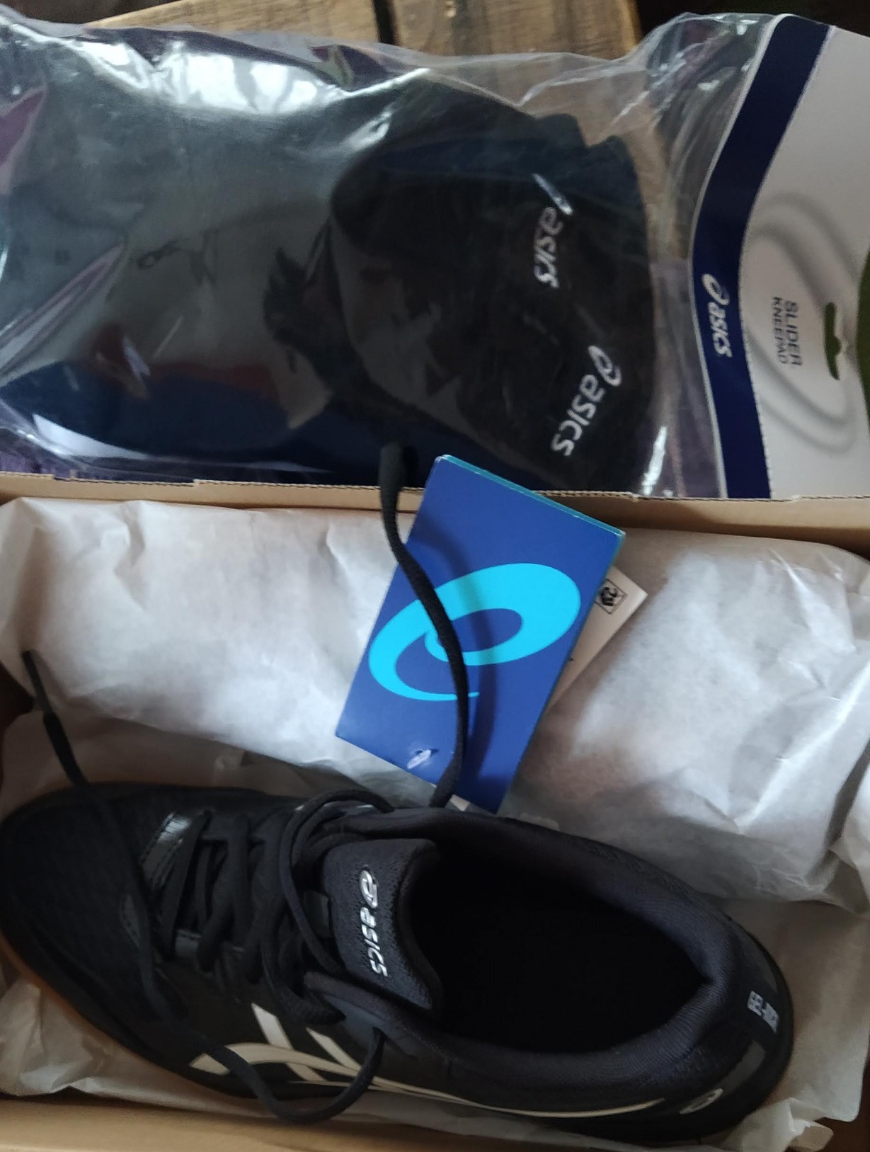 ASICS Women's Gel-Rocket 9 Volleyball Shoes customer photo 1