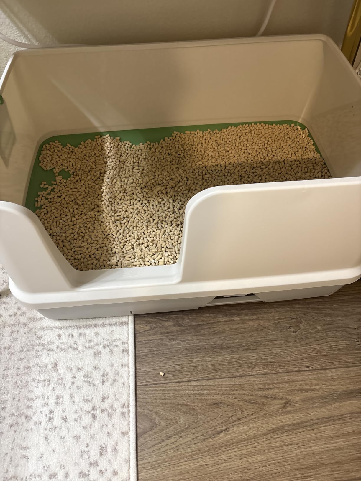 Purina Tidy Cats Breeze Litter Box System Kit with Pellet Cat Litter, XL Litter Box and Litter Box Pads customer photo 1