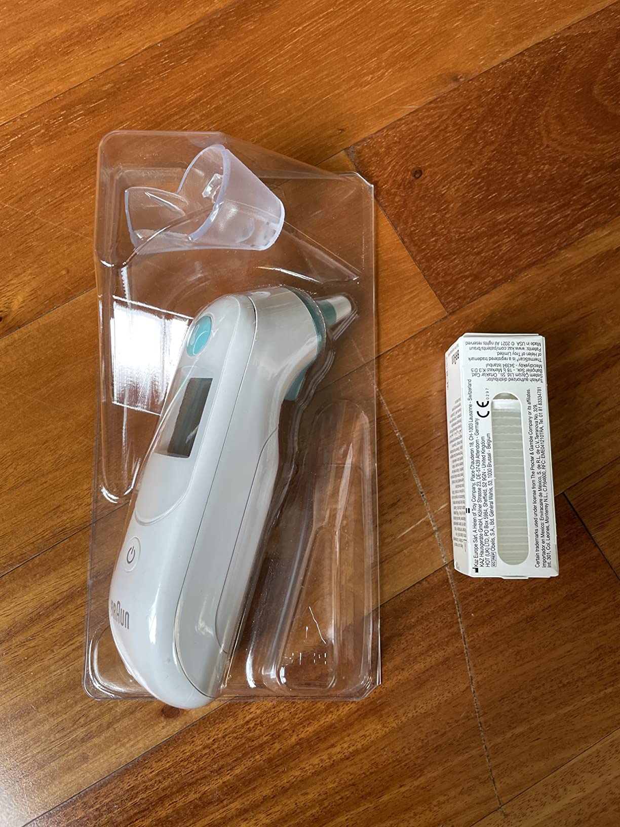 Braun ThermoScan 6 Ear Thermometer for Baby and Infant | Color-Coded Digital Display, ExacTemp Stability Indicator, No. 1 Brand Recommended by Pediatricians, IRT6515 customer photo 2