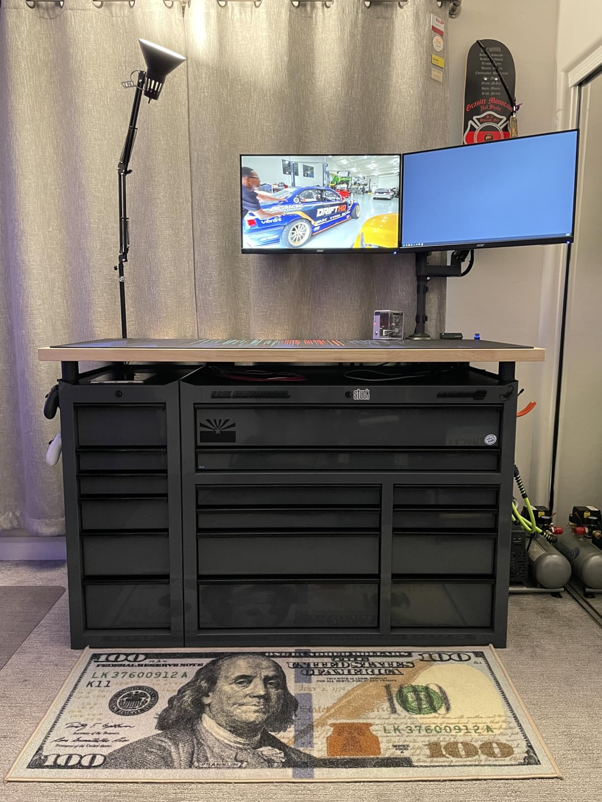 HUANUO 17-32 Inch Dual Monitor Stand, Stacked Monitor Mount, Monitor Arms for 2 Monitors, Ergonomic Adjustable Tilt/Swivel/Rotate, Weight Max 19.8 lbs, VESA 75/100mm customer photo 1