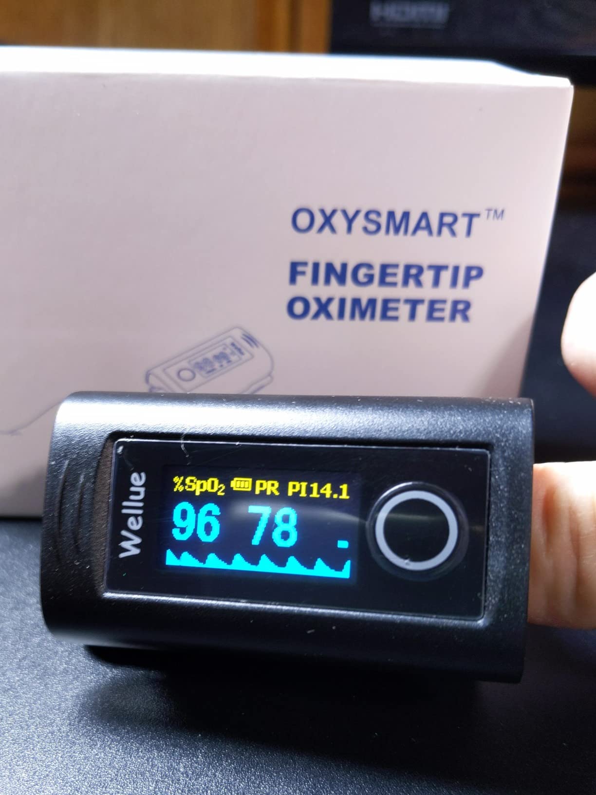 Wellue Bluetooth Pulse Oximeter Fingertip, Blood Oxygen Saturation Monitor with Free APP, Batteries, Carry Bag & Lanyard customer photo 2