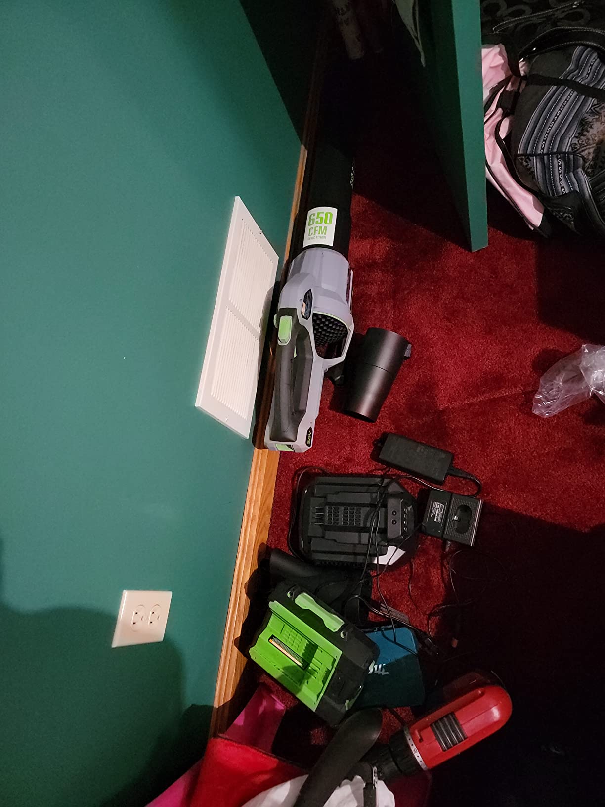 EGO POWER+ Cordless Electric Leaf Blower, 650 CFM, With Battery - LB6504 customer photo 2