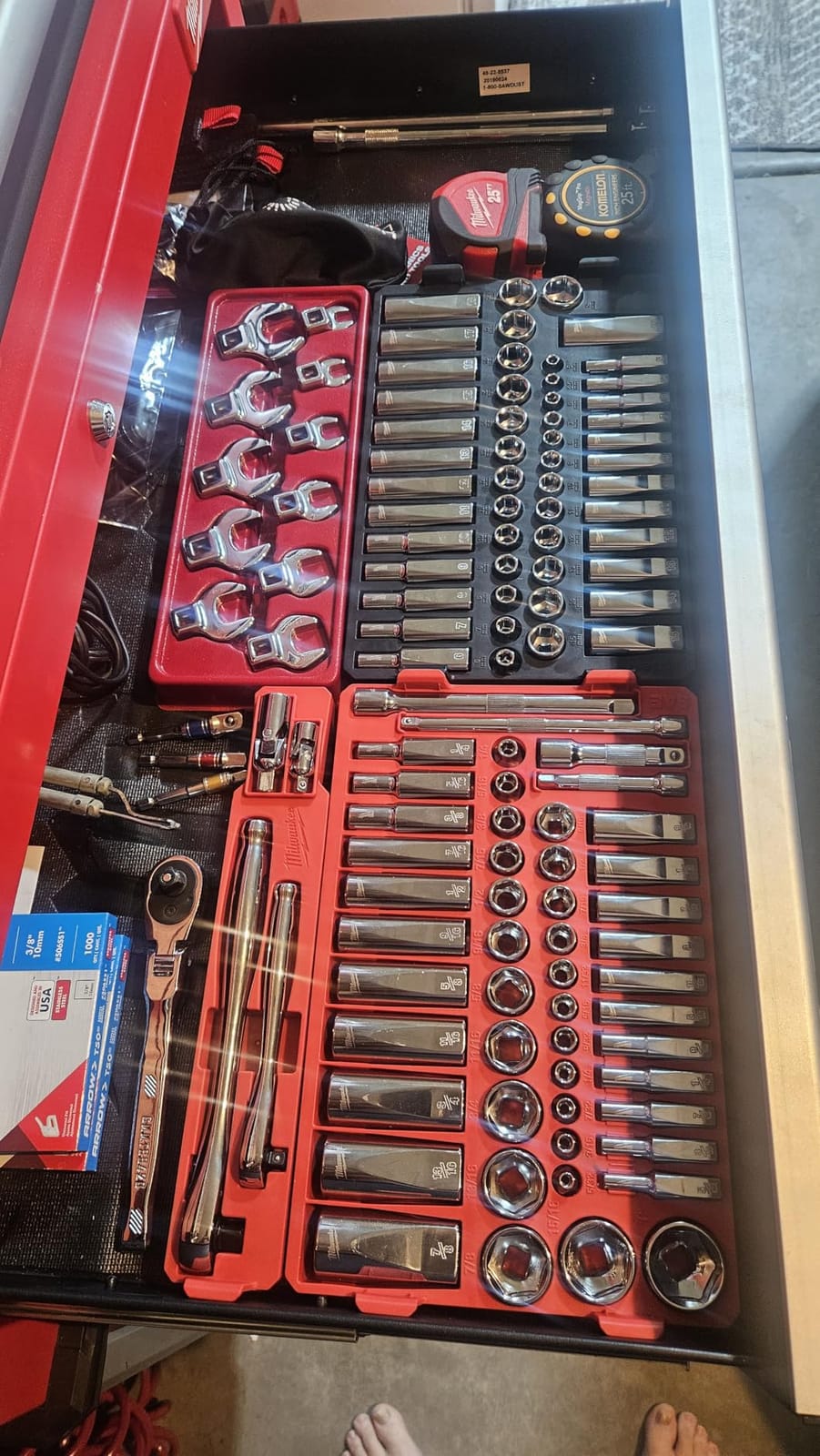 Milwaukee Electric - 1/4-3/8 106PC Rat. and Socket Set in PKOUT SAE-MM customer photo 1