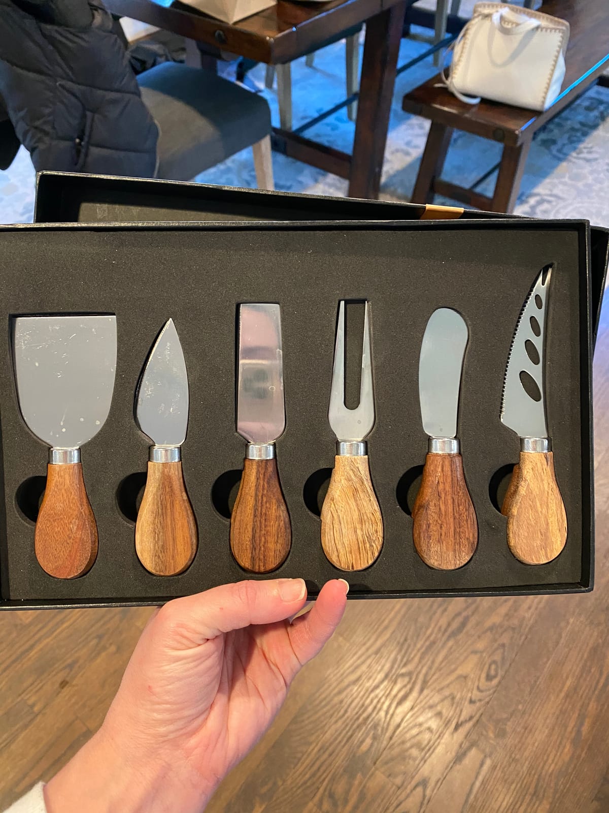 Exquisite 6-Piece Cheese Knives Set, Stainless Steel Cheese Knife Set Collection (Acacia Wood Handle) customer photo 1