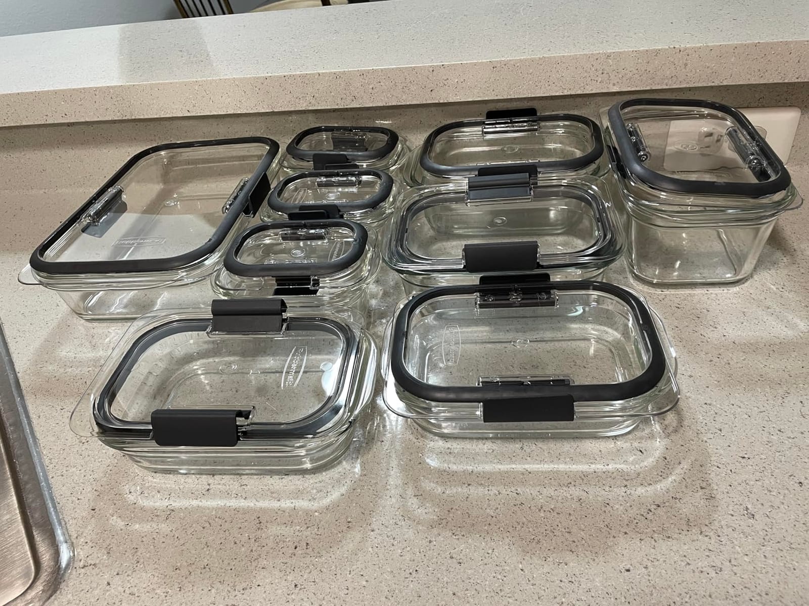 Rubbermaid Brilliance Glass Food Storage Containers, Assorted Sizes, Set of 9, BPA-Free, Leak-Proof, Clear customer photo 1