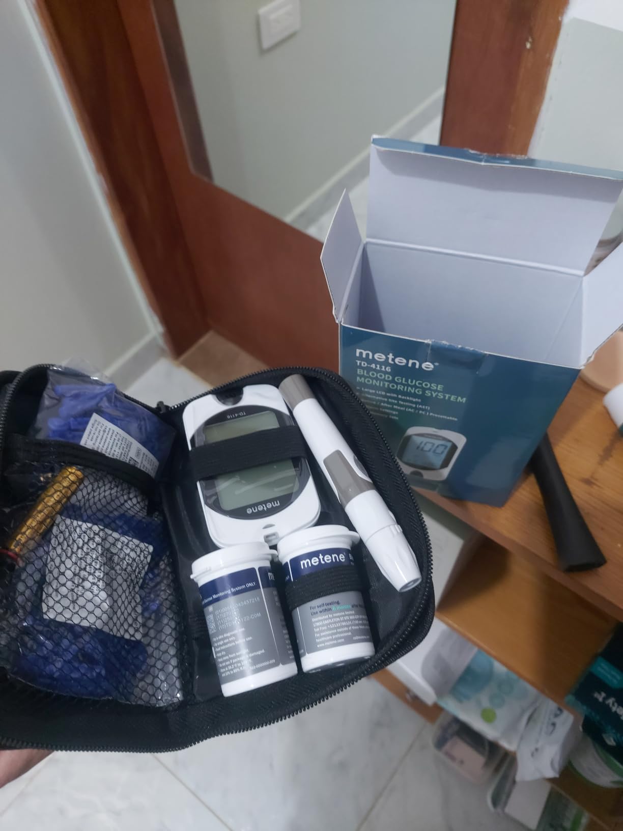Metene TD-4116 Blood Glucose Monitor Kit, 100 Glucometer Strips, No Coding | 100 Lancets & Control Solution & Lancing Device, Blood Sugar Monitor Large Display customer photo 2