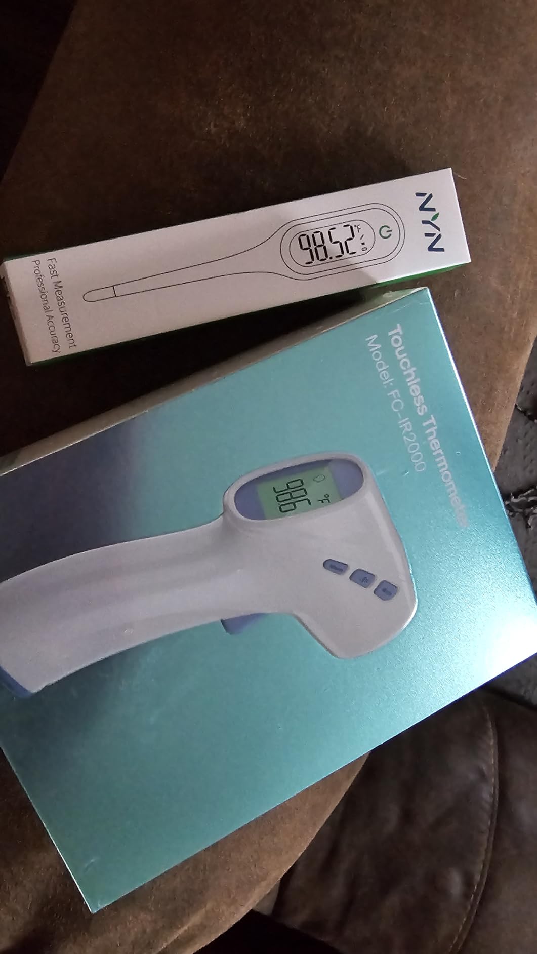 Forehead Thermometer for Adults and Kids, Non Contact, Fast Accurate Result | 3-Color Fever Alarm, 35 Memory Recalls, 1s Result, 2-in-1 Mode, Silent Mode, Large & Clear Backlit Display, FSA Eligible customer photo 1