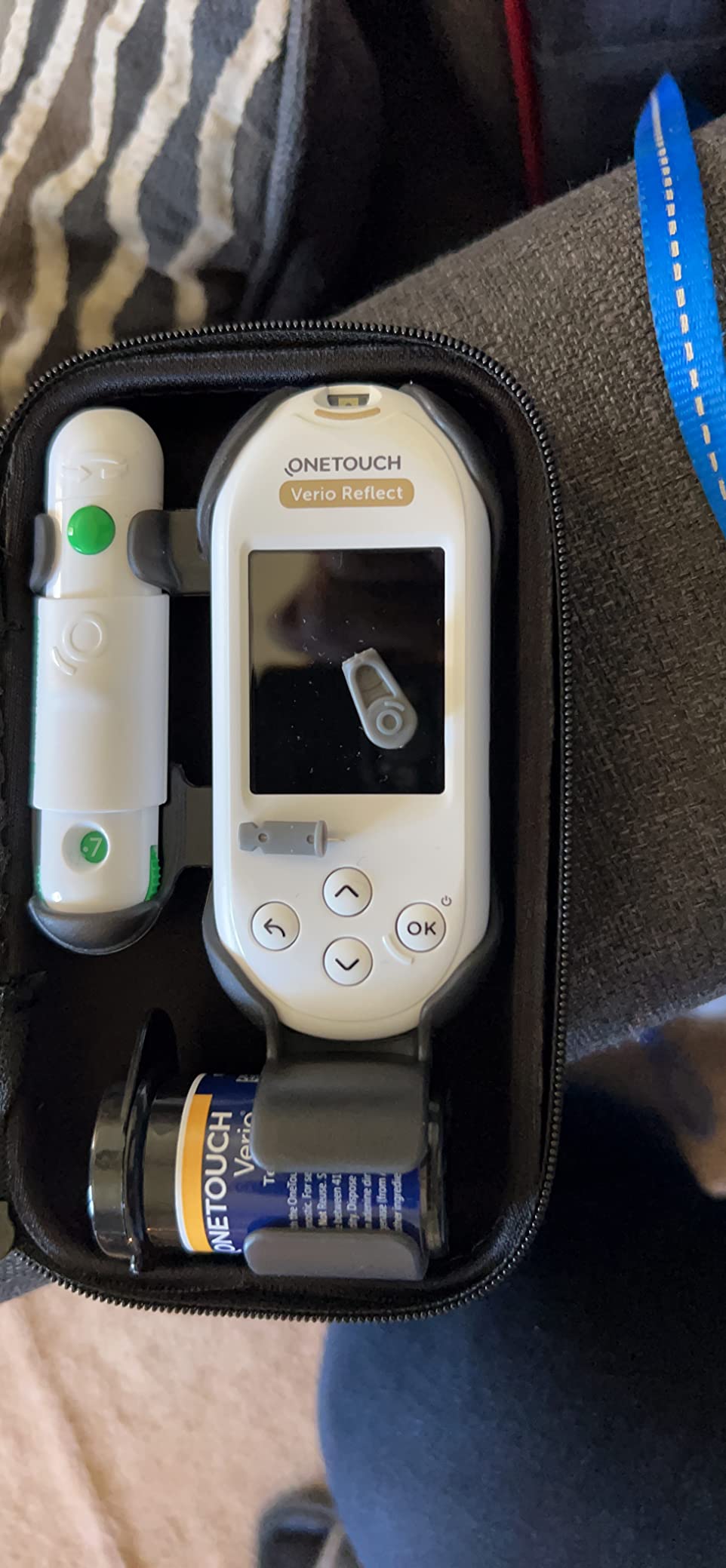 OneTouch Verio Test Kit with Meter, Lancets, Lancing Device and Test Strips | Complete Blood Sugar Kit, Verio Reflect Blood Glucose Meter, Lancing Device, 30 Lancets & 30 Test Strips customer photo 1