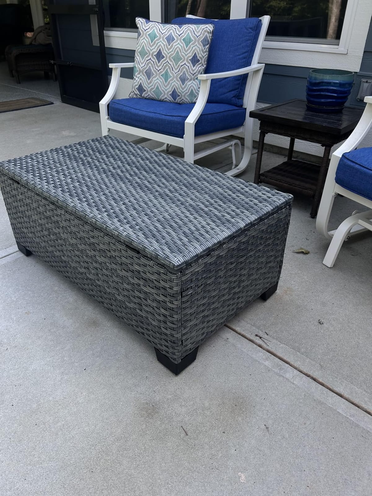 Rattaner Outdoor Storage Table Wicker Patio Coffee Table All-Weather Wicker Side Table with Waterproof Cover, Brown customer photo 1