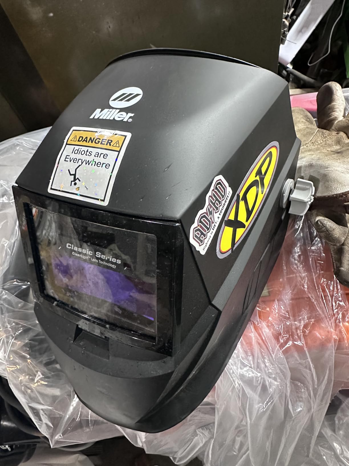 Miller Classic Series Welding Helmet, ClearLight™, Shade 8-13, Black customer photo 1