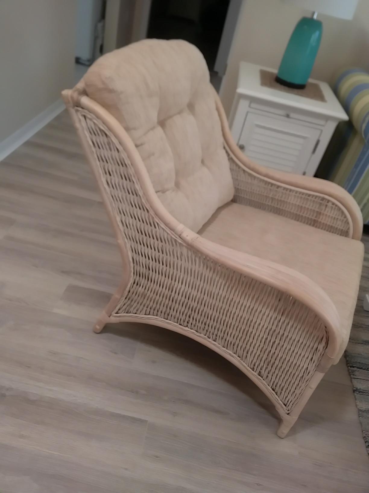 Jam Lounge Living Accent Armchair Colonial Color, Natural Rattan Wicker Handmade Design with Cream Cushion customer photo 2
