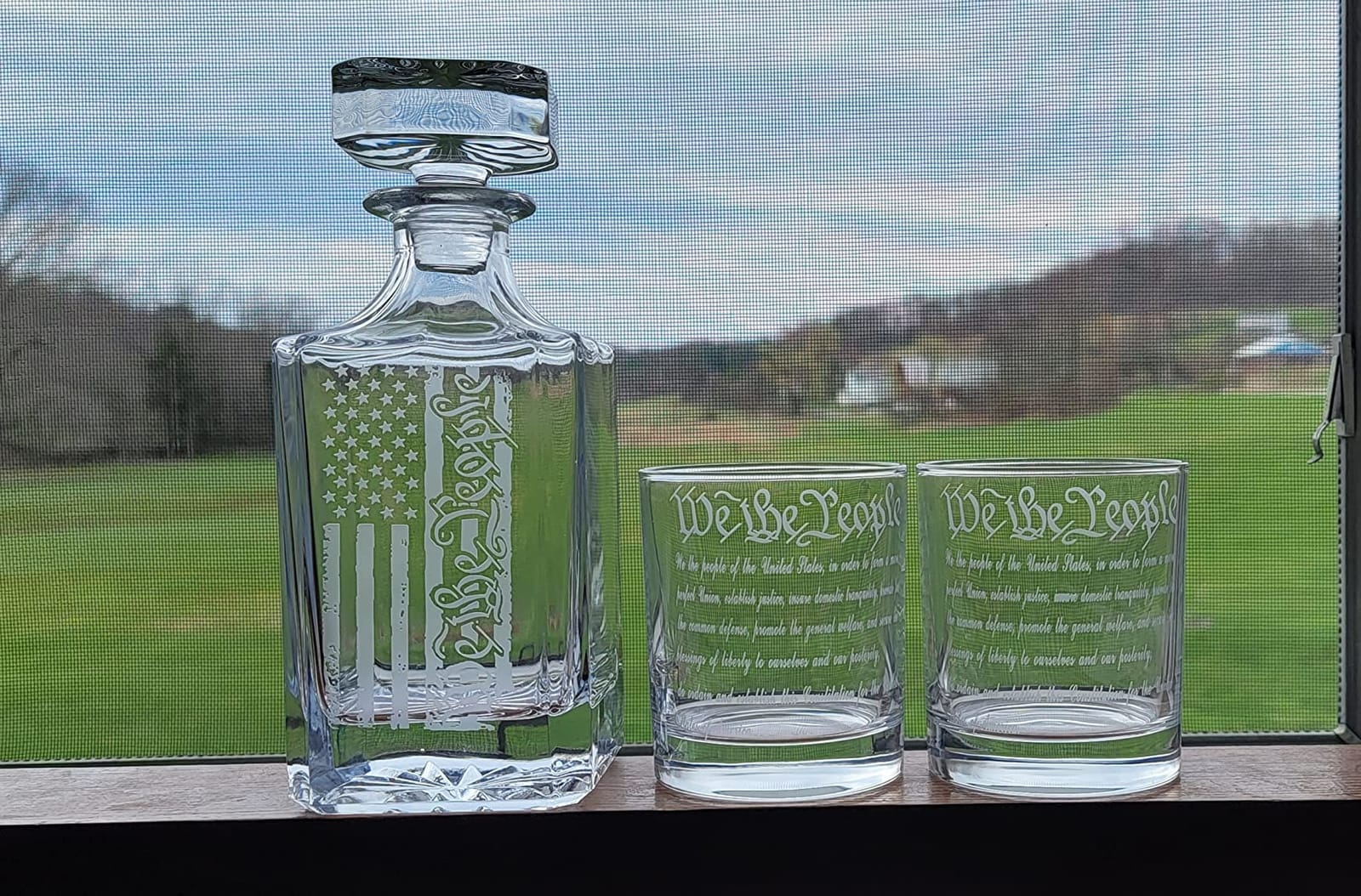 Whiskey Decanter Engraved We The People American Flag Decanter Set with 2 Glasses for Liquor Scotch Bourbon or Wine, Father's Day Patriotic Gift customer photo 2