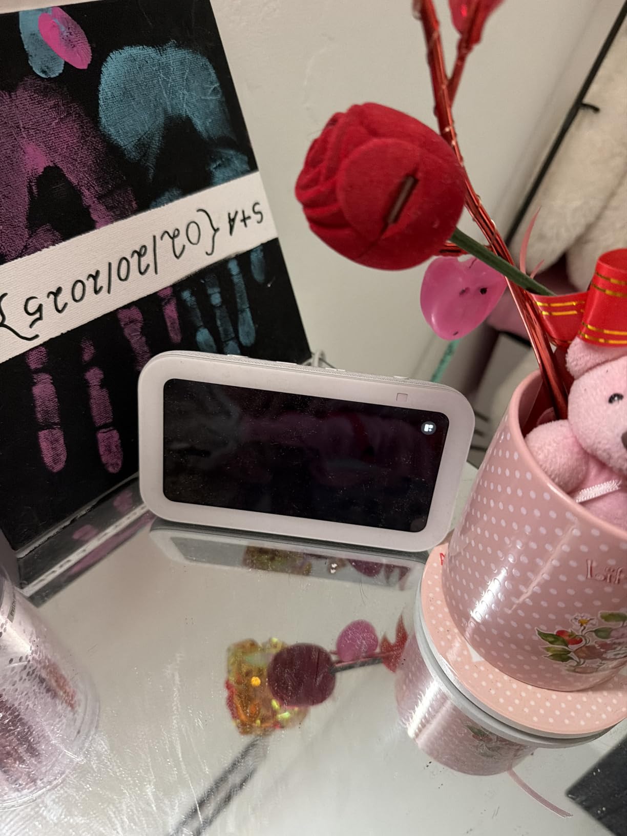 Amazon Echo Show 5 (newest model), Smart display, Designed for Alexa+, 2x the bass and clearer sound, Cloud Blue customer photo 1