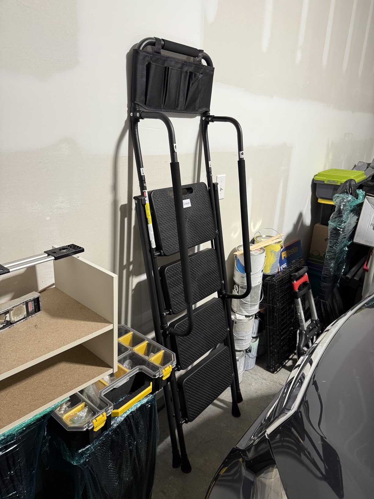 HBTower Step Ladder with Handrails, 4 Step Ladder with Attachable Tool Bag customer photo 1