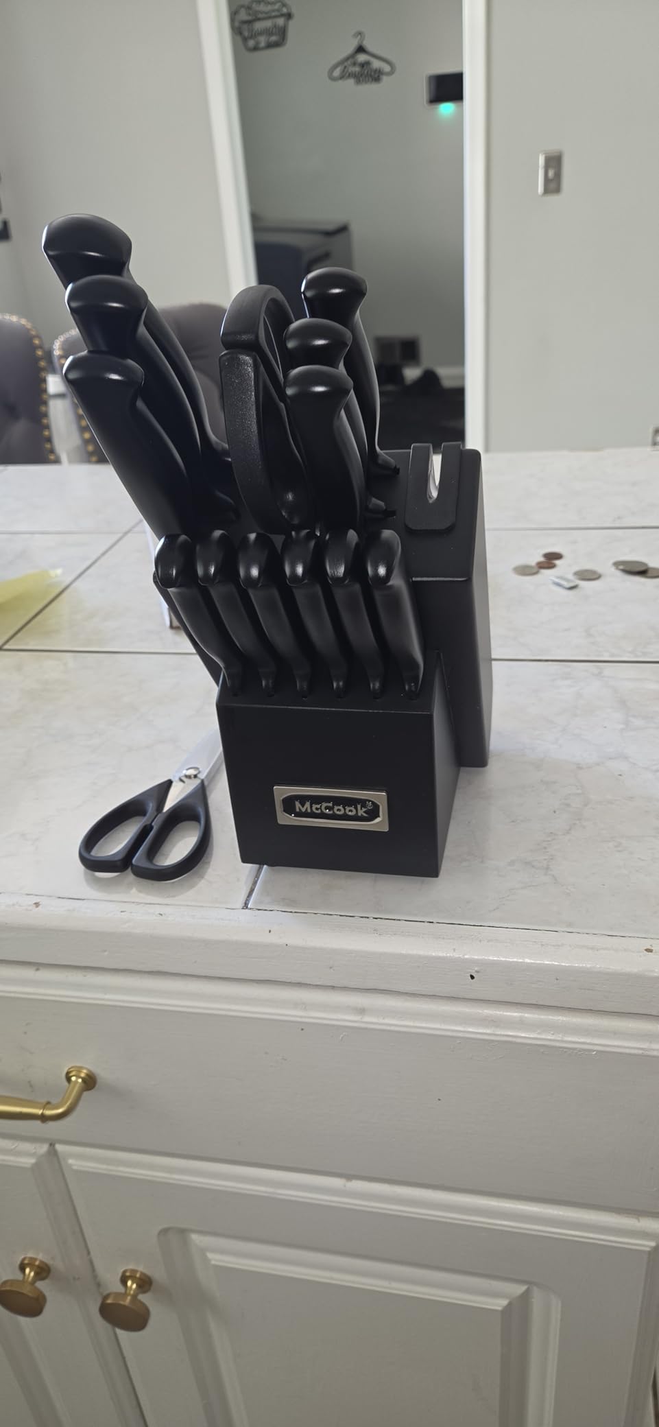 McCook Knife Set Kitchen Steel Knife Block Set w Built-in Sharpener | German Forged Stainless Steel, 15 PC, Razor Sharp, Non-Stick & Anti-Rust, Ergonomic Handle, Full Tang, Gift Box customer photo 1