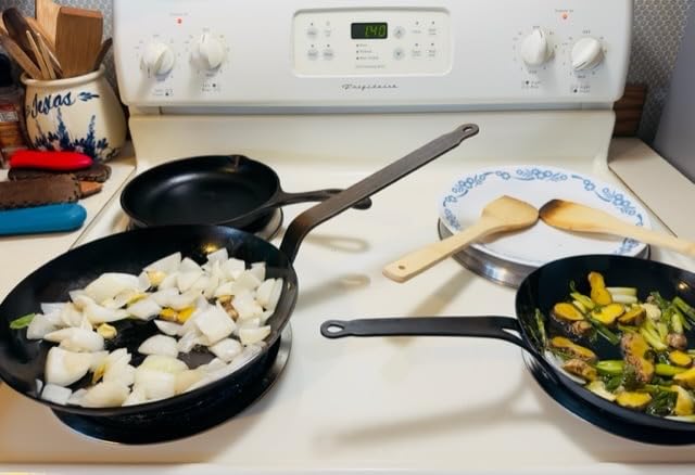 Tramontina Carbon Steel 12-Inch Large Frying Pan with Silicone Grip | Naturally Non Stick Skillet, Oven Safe customer photo 1