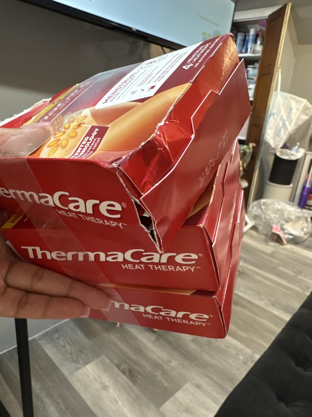 ThermaCare Menstrual Heating Pads for Cramps & Back Pain Relief, 6 Count customer photo 2