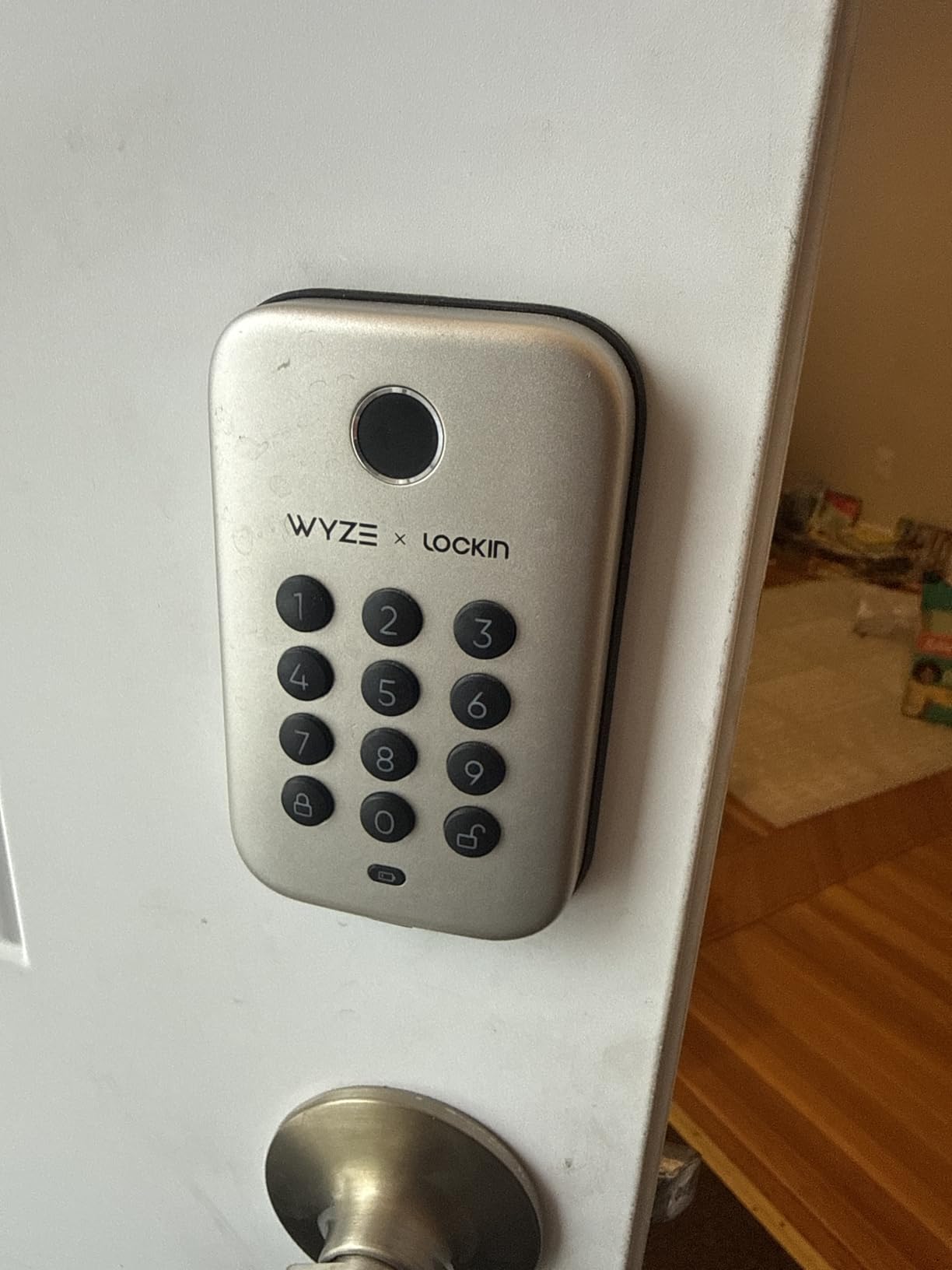 Wyze Auto-Lock Bolt, Fingerprint Keyless Entry Door Smart Bluetooth Deadbolt Replacement, Backlit Keypad, IPX5 Weatherproof, in-App History and Scheduled Access, BHMA, UL 20-Min Fire Rated customer photo 2