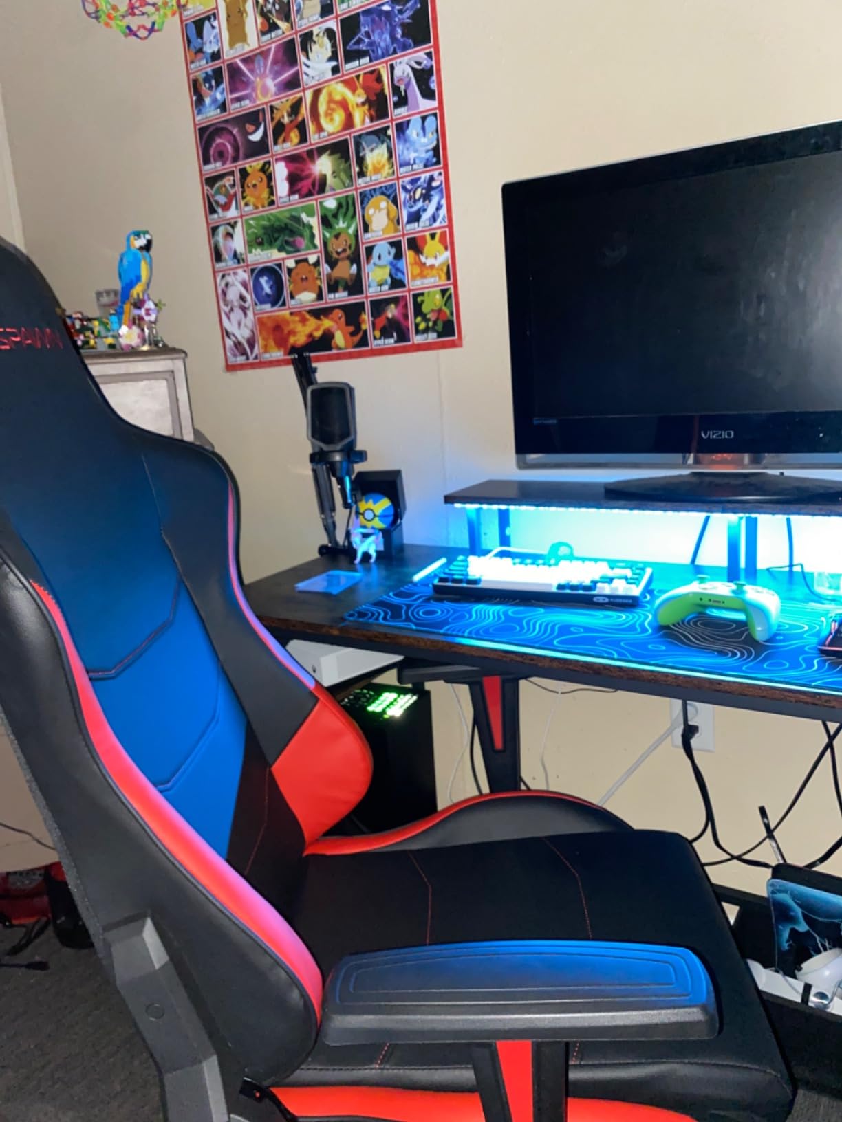 Respawn 110 Gaming Chair, Ergonomic Office Chair with Headrest customer photo 2