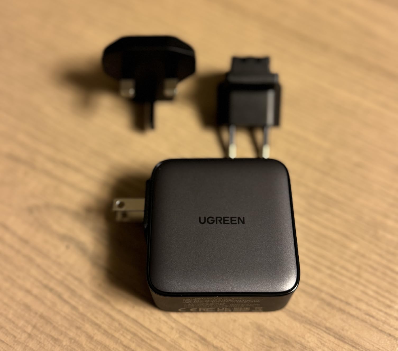 UGREEN 65W USB C Travel Adapter, Foladable Fast GaN Charger with US/UK/EU 3 Plugs, 3-Port International Power Adapter for MacBook Air/Pro, Dell XPS, iPhone 17/16/15, iPad, Galaxy S25/S24, Steam Deck customer photo 1