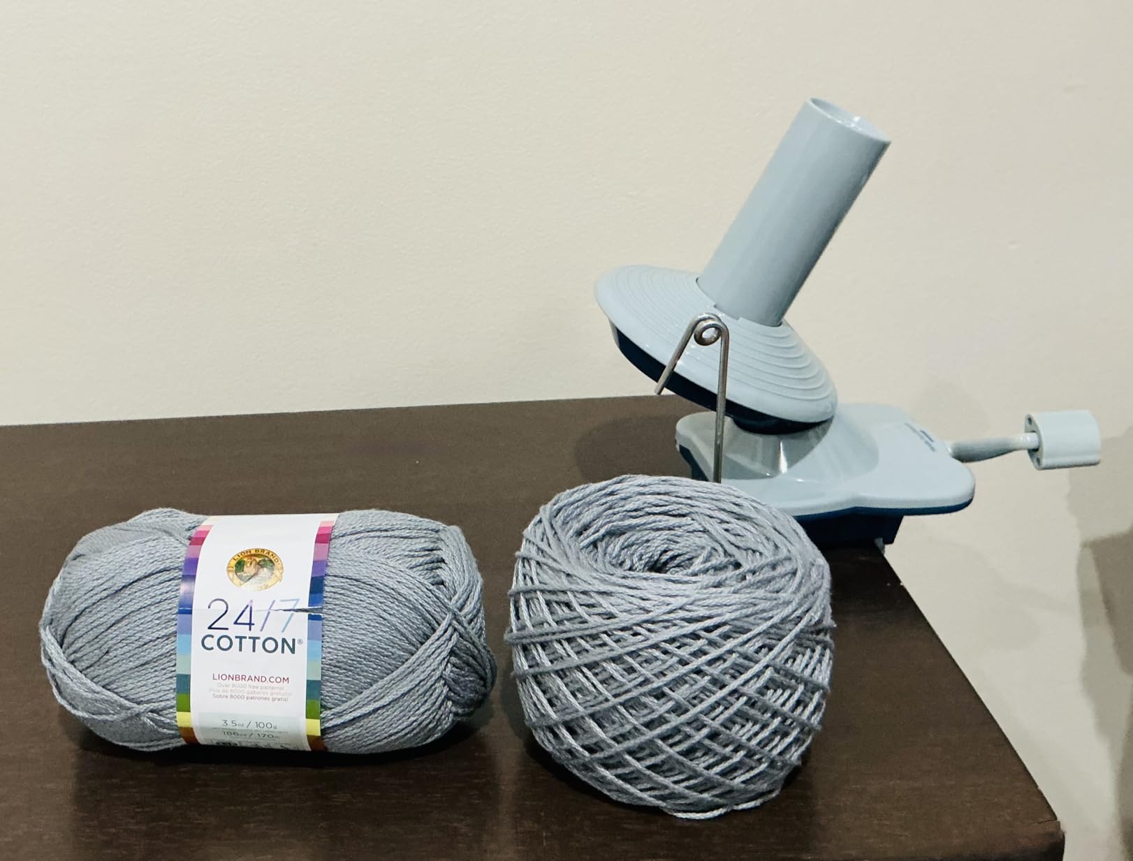 Knit Picks Yarn Ball Winder for Knitting and Crocheting (Purple) customer photo 1