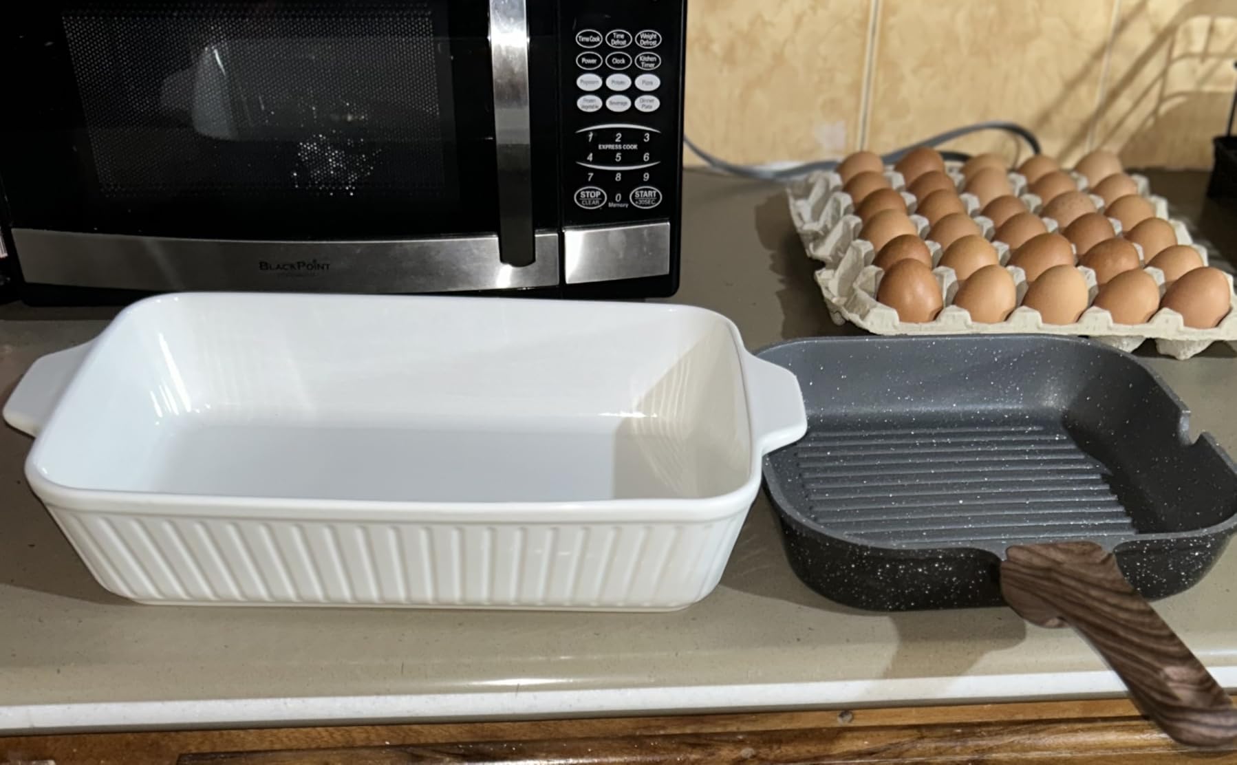 SENSARTE Nonstick Grill Pan for Stove Tops, Versatile Griddle with Pour Spouts, Square Big Cooking Surface, Durable Skillet Indoor & Outdoor Grilling. PFOA Free, 9.5 Inch customer photo 2