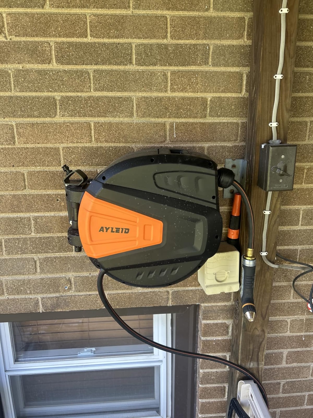 Ayleid Retractable Rubber Hybrid Garden Hose Reel, 1/2