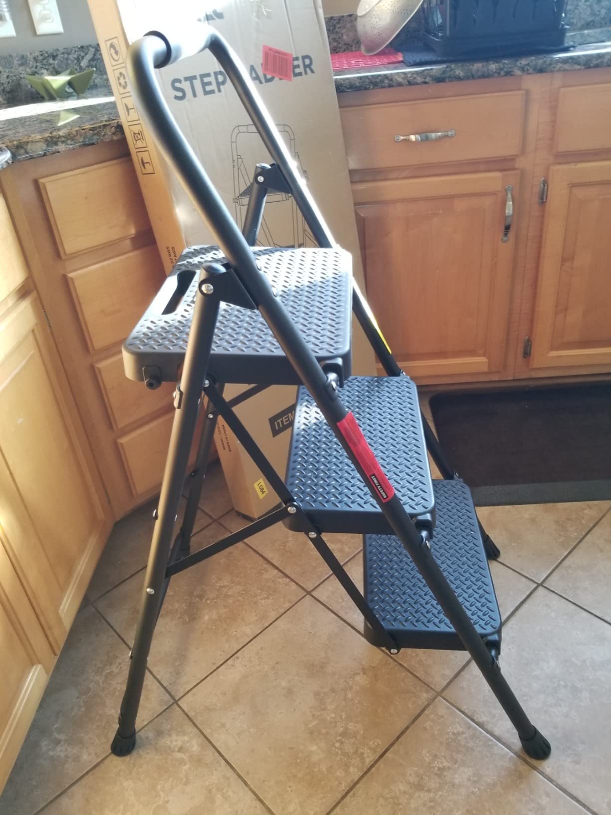 BONTEC 3-Step Ladder, Folding Step Stool, 600lbs Max Load Capacity, Black customer photo 2