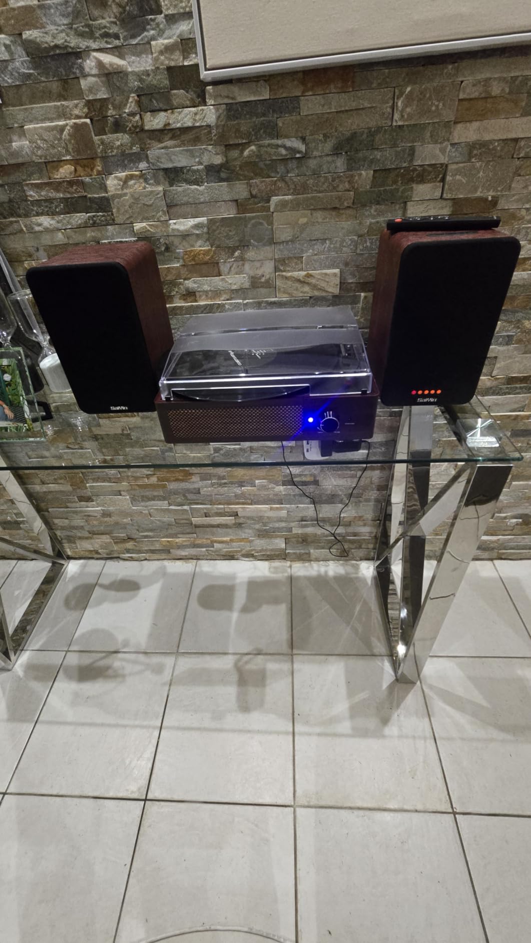 Saiyin Powered Bluetooth Bookshelf Speakers customer photo 2