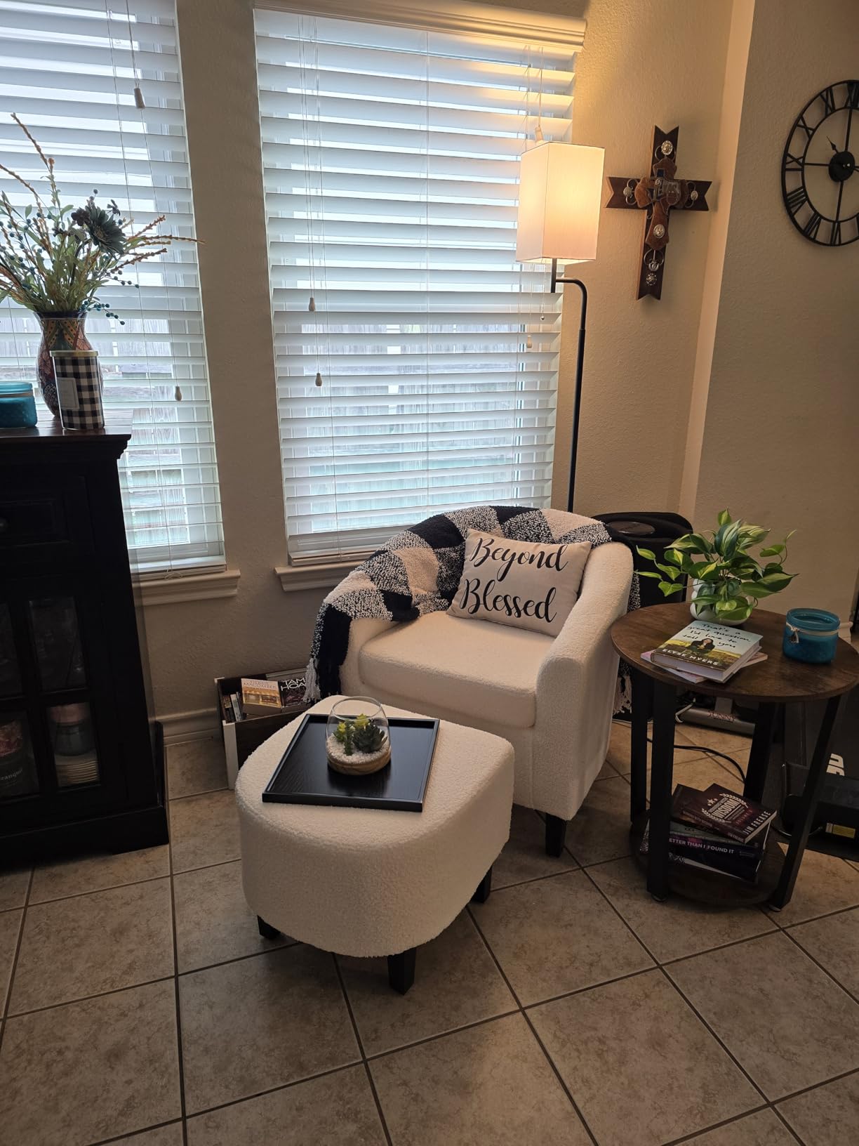 Yaheetech Accent Chairs with Ottoman, Boucle Fabric Barrel Chairs, Ivory customer photo 1