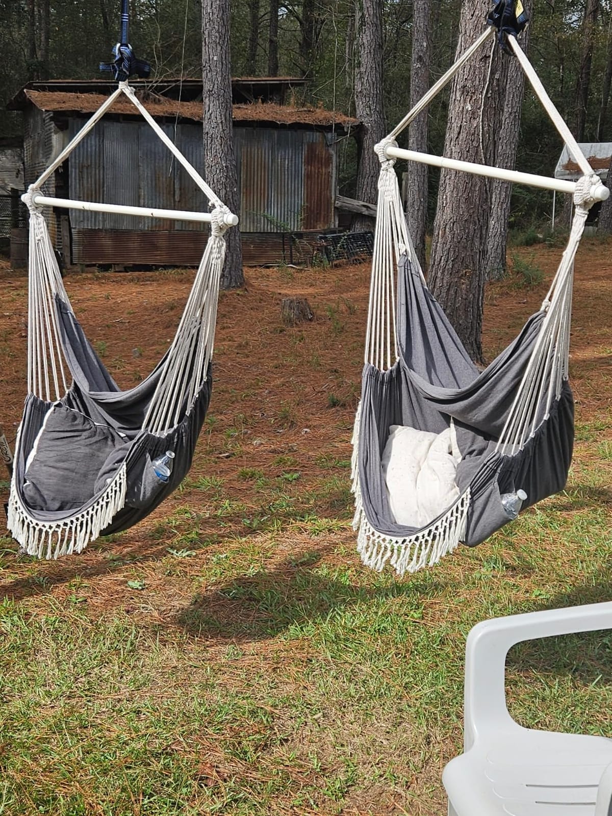Chihee Hammock Chair Max 500 Lbs 2 Cushions Spreader Bar Strap Carabiner | Collapsible Metal Rod with Anti-Slip Grooves Portable Hanging Swing Side Pocket Macrame Bohemian Chair Indoor Outdoor customer photo 1