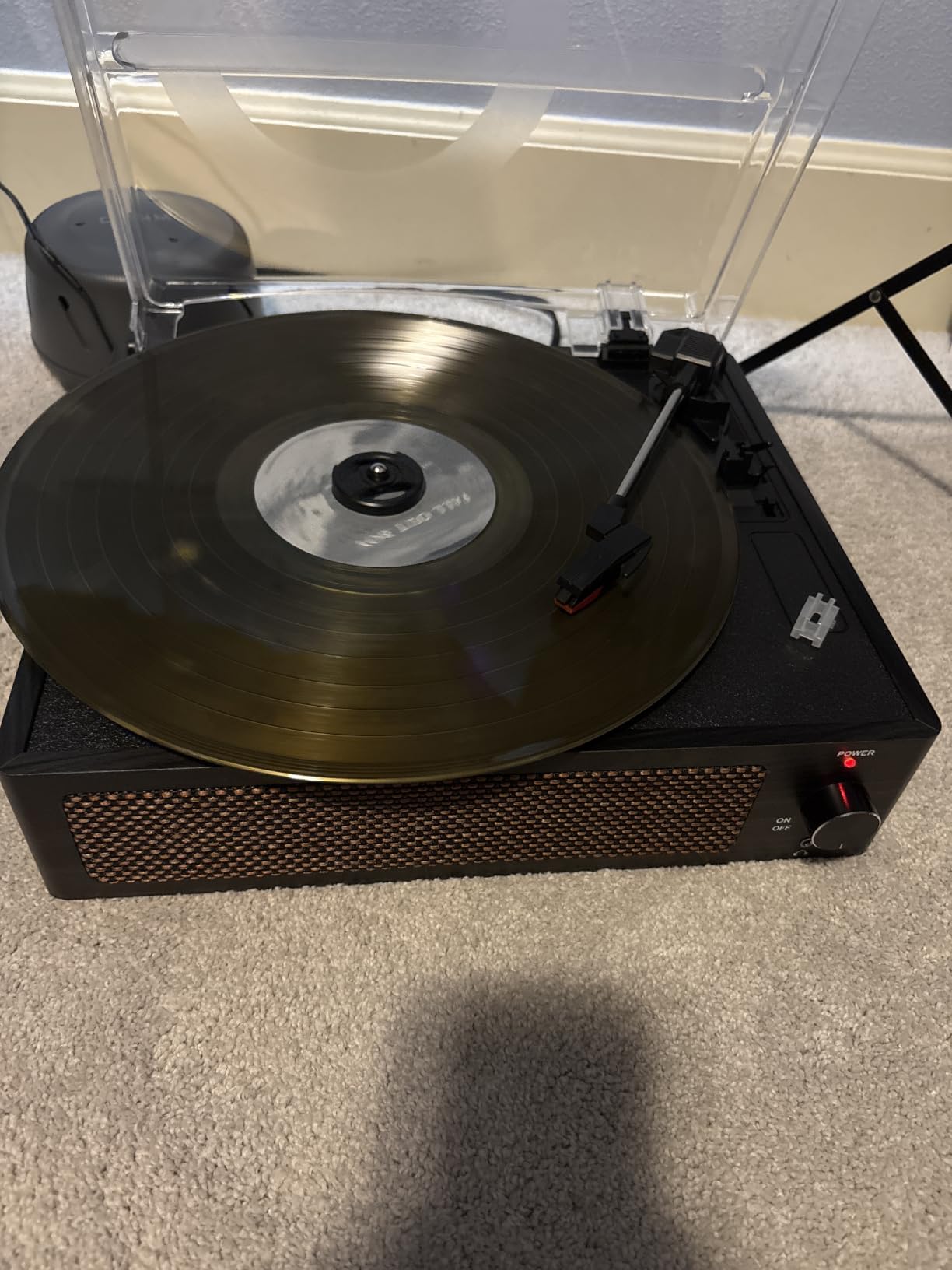 Seasonlife® Vinyl Record Player with Speakers,Wood Black Vintage Turntables customer photo 1
