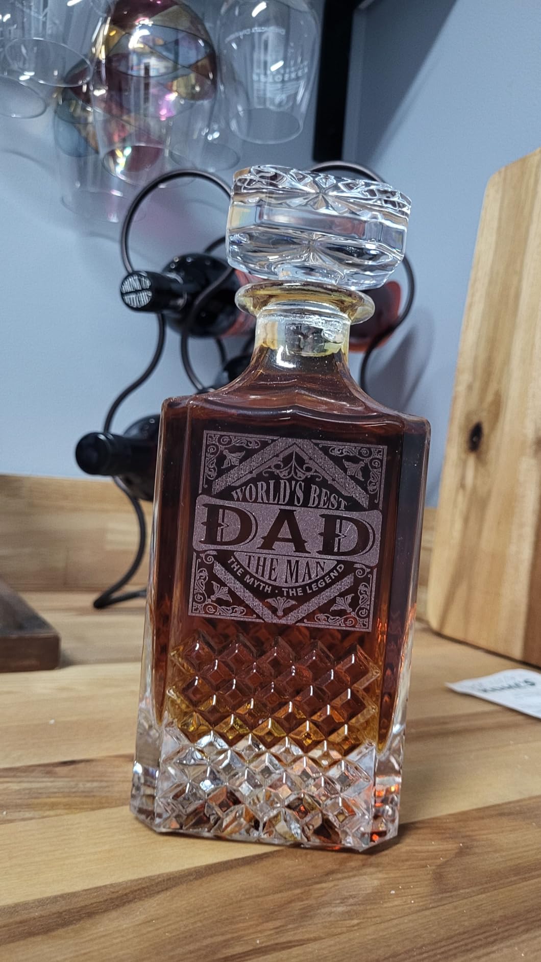 PONPUR Whiskey Decanter Engraved We The People American Flag, 750ml Whiskey Decanter Set with 2 Glasses, Fathers Day Patriotic Birthday Gifts For Men Dad, Liquor Scotch Bourbon Presents customer photo 2