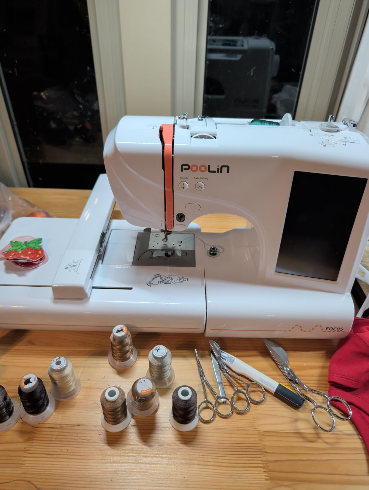 PooLin EOC05 Embroidery Machine for Beginners, 4