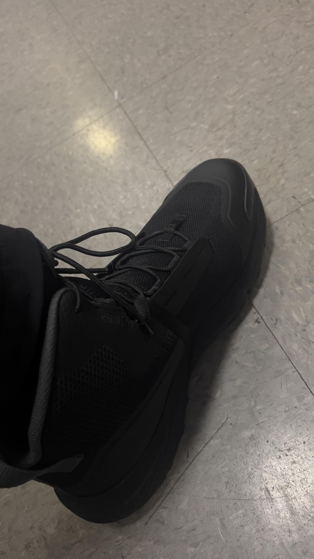Under Armour Men's Charged Valsetz Mid Military and Tactical Boot customer photo 2