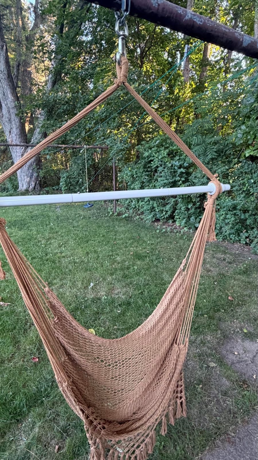 Chihee Hammock Chair Handmade Woven Mesh Hanging Seat Metal Spreader Bar | Cotton Blended Rope Hanging Chair Ventilated Soft-Spun Large Stretch Hammock Swing, Elegant Macrame Indoor Outdoor Garden customer photo 2