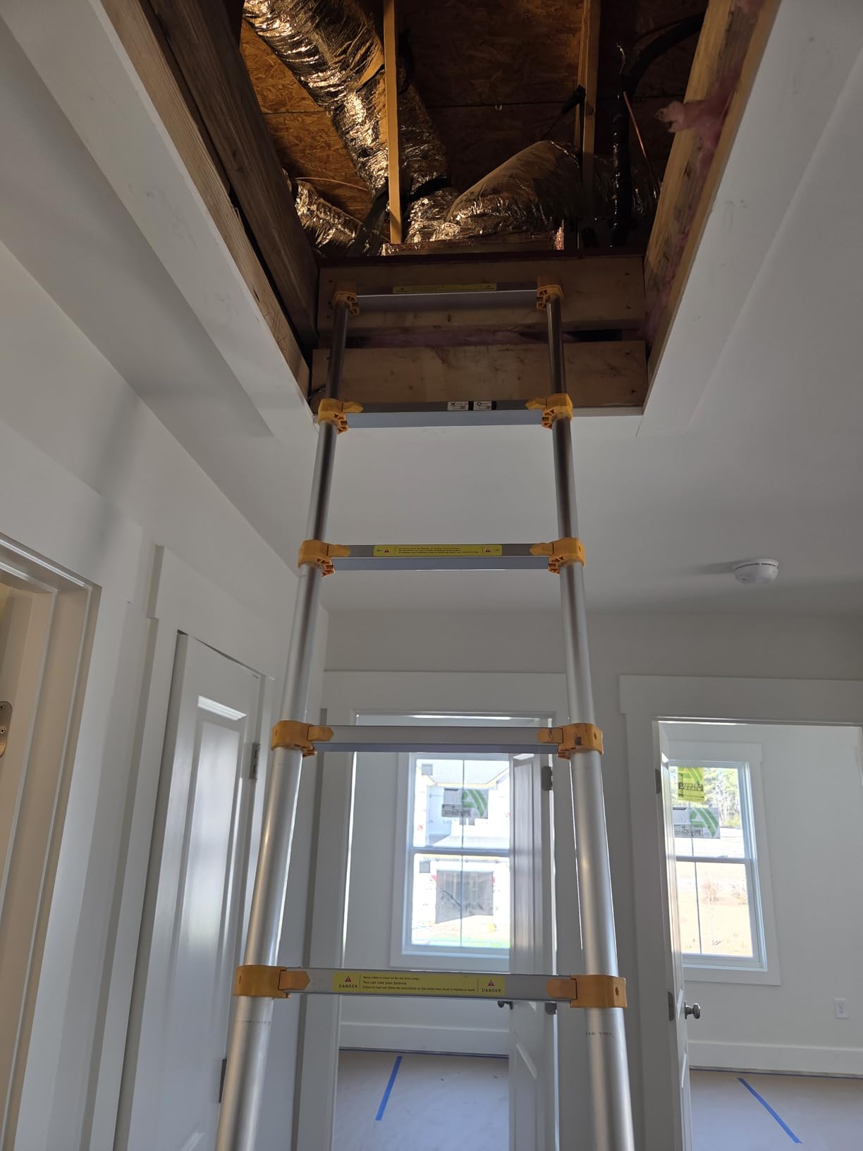 BOWEITI Aluminum Telescoping Ladder, 15.5FT Collapsible, 330 lbs Load, Silver customer photo 2