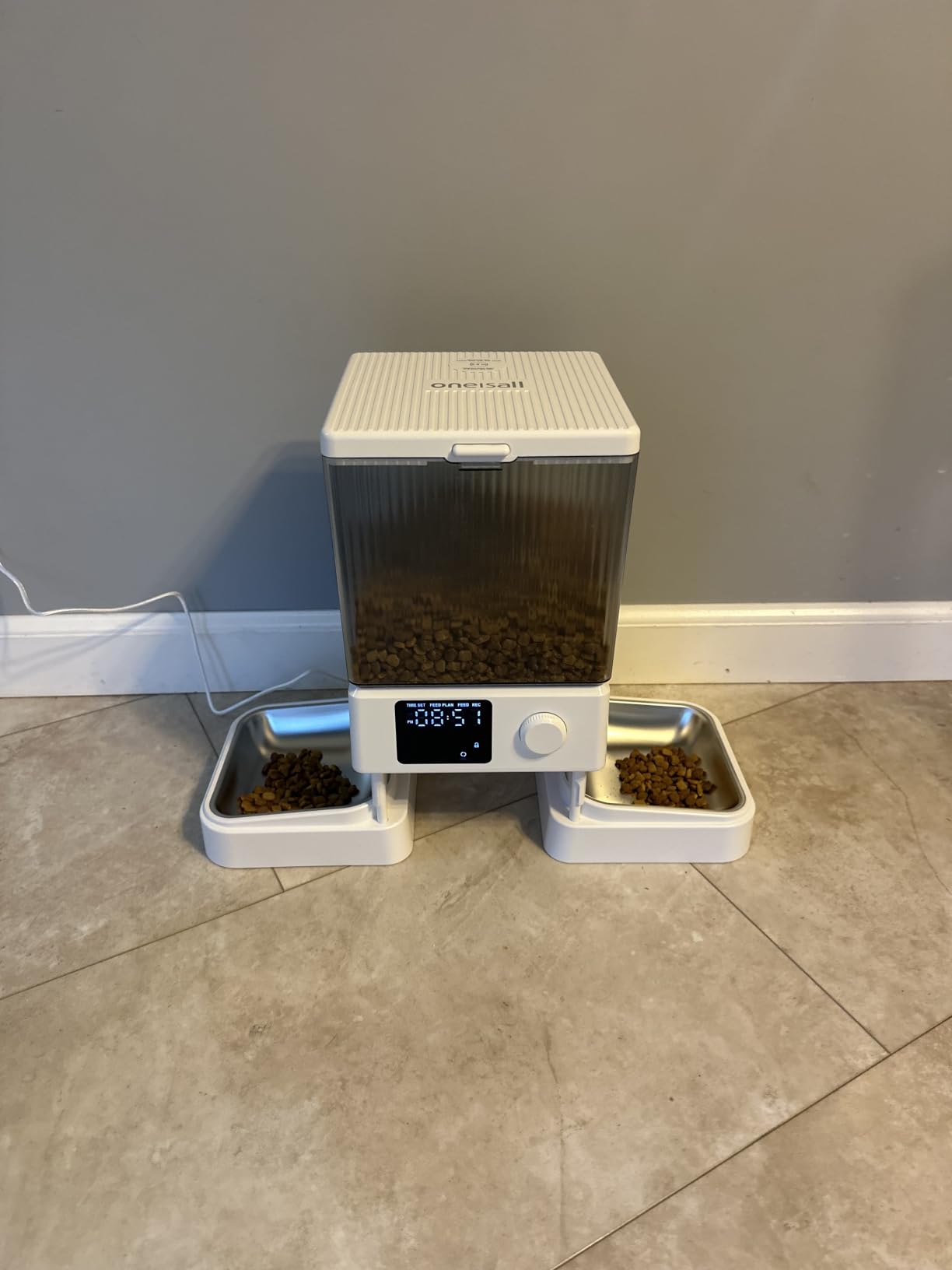 oneisall Automatic Cat Feeder for 2 Cats Pets, Timed Cat Food Dispenser, 20 Cups/5L, Prevent Fighting, Precise Portion, Balanced Dispense, Non-Slip & Stable, Voice Recorder, Stainless Steel Bowls customer photo 2