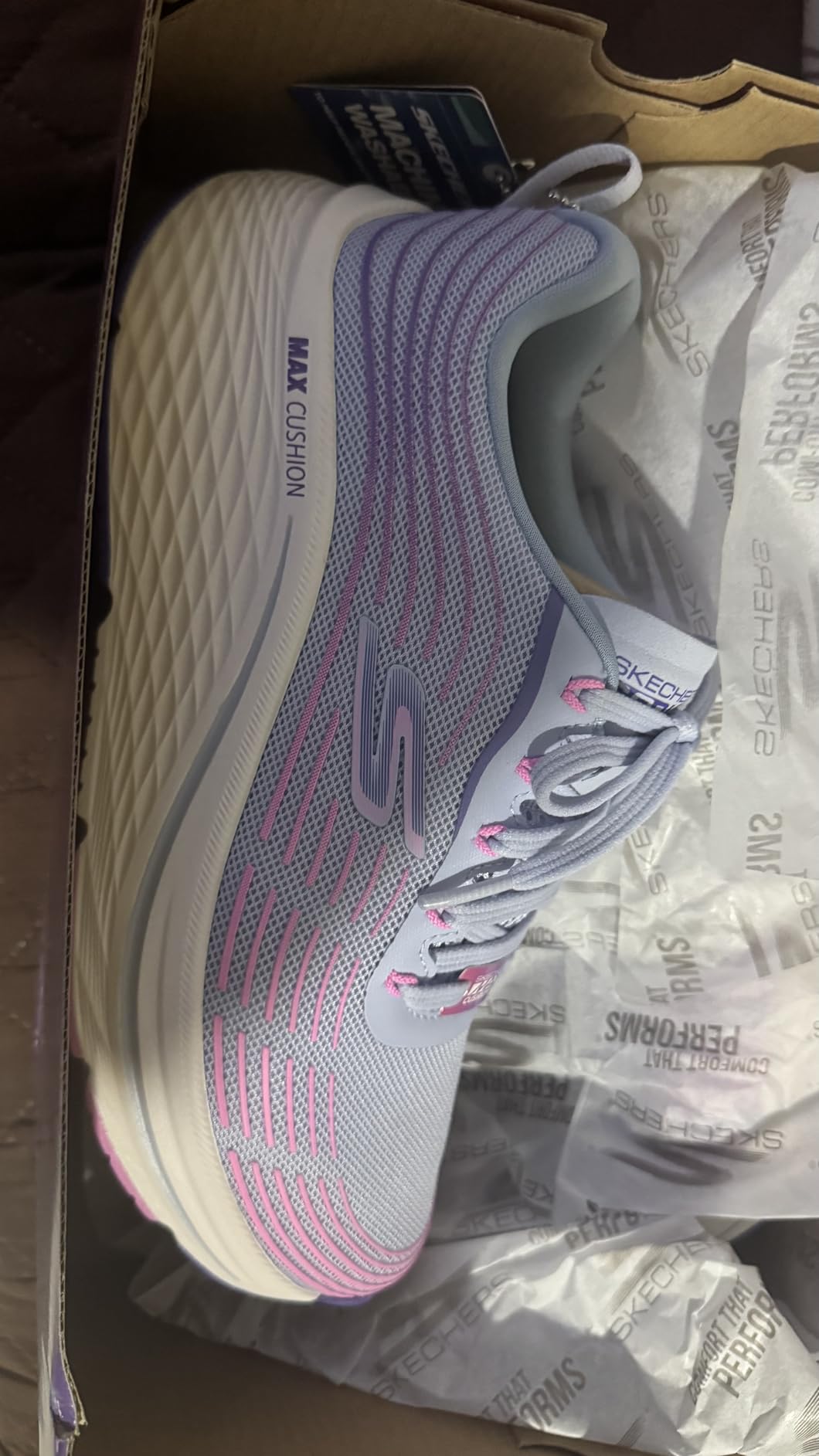 Skechers Women's Max Cushioning Elite 2.0 customer photo 2