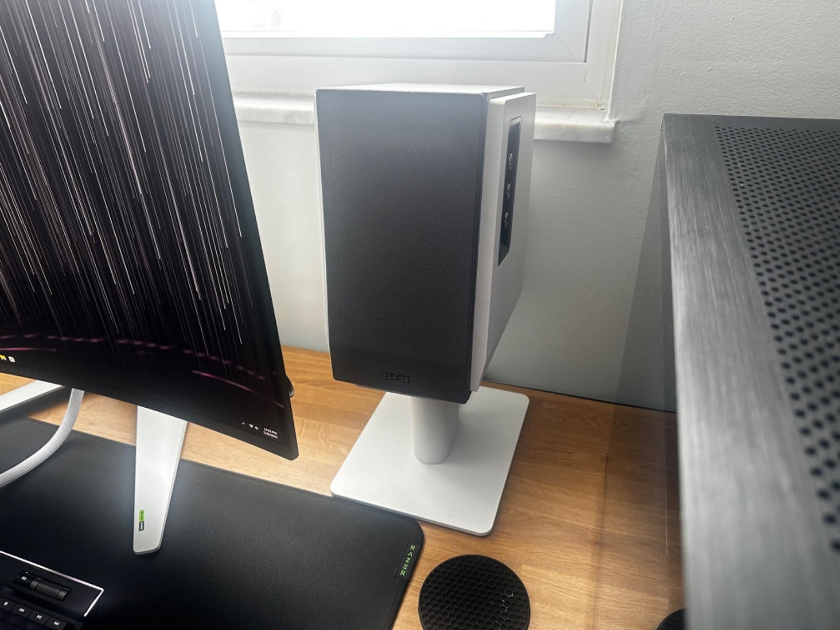 Edifier R1700BT Bluetooth Bookshelf Speaker - Active Near-Field Studio Monitors - Powered Speakers 2.0 Setup Wooden Enclosure - 66w RMS White customer photo 2