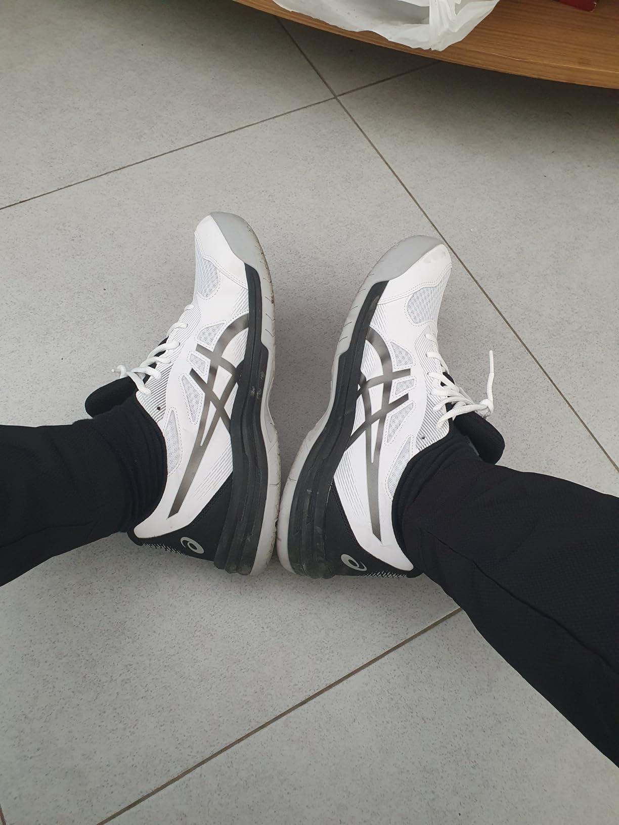 ASICS Men's Upcourt 5 Volleyball Shoes customer photo 1